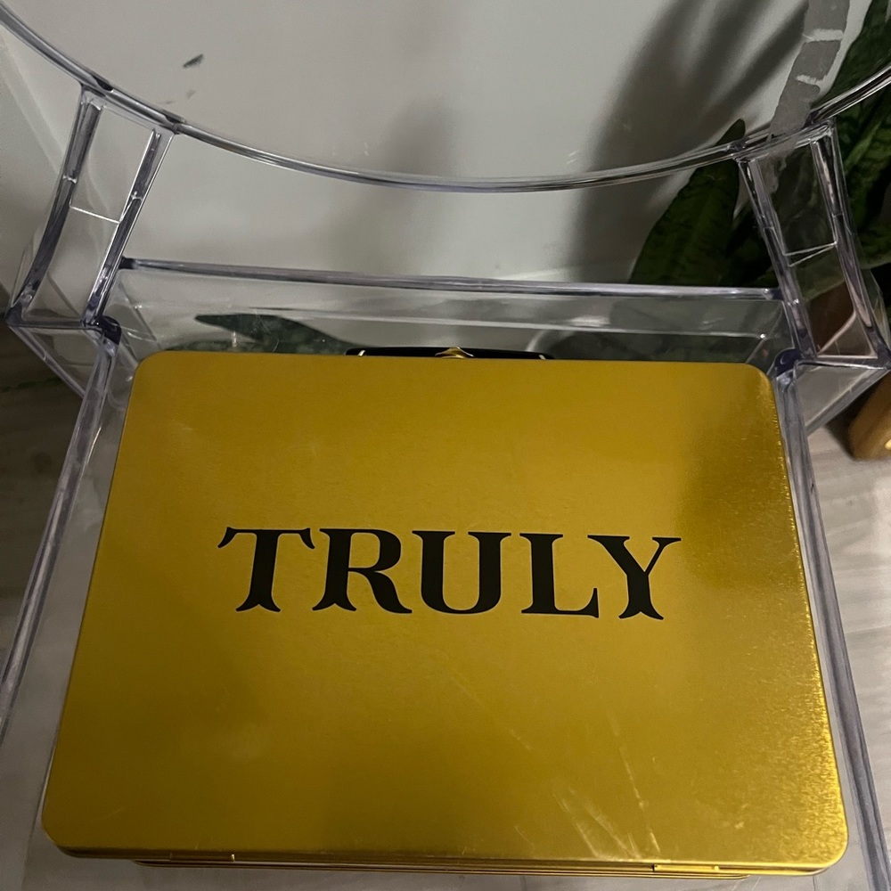 Discontinued TRULY minis set